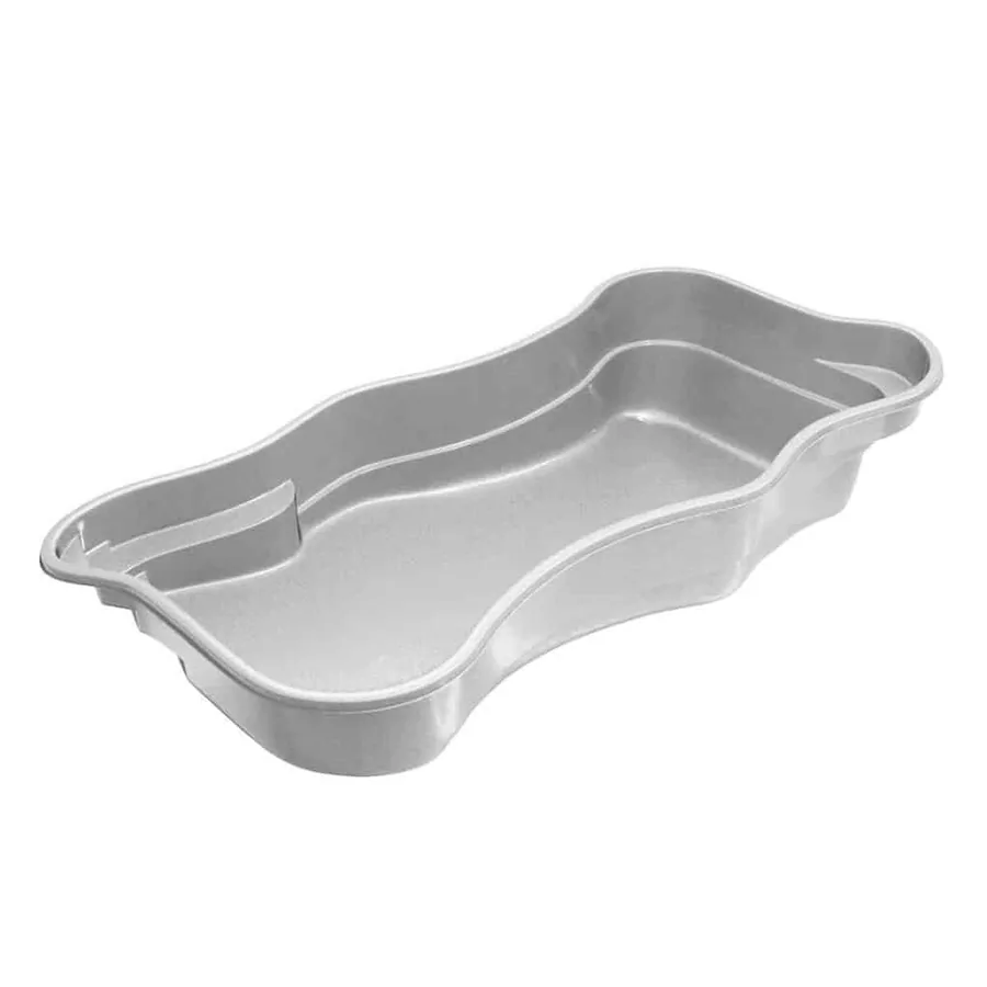 Cape Cod 16 fiberglass pool shape, a Latham model